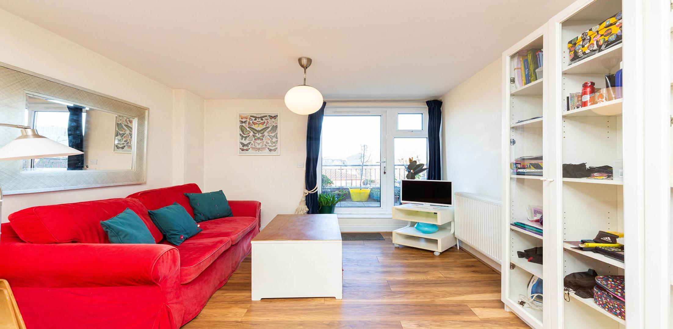 Spacious modern one bedroom flat mins to tube & shops St Pancras Way, Camden - Kings Cross